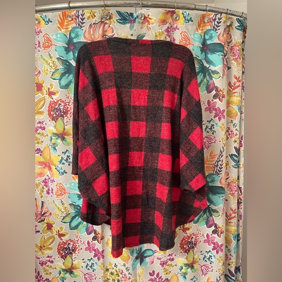 Cardigan - Picture 10 of 12